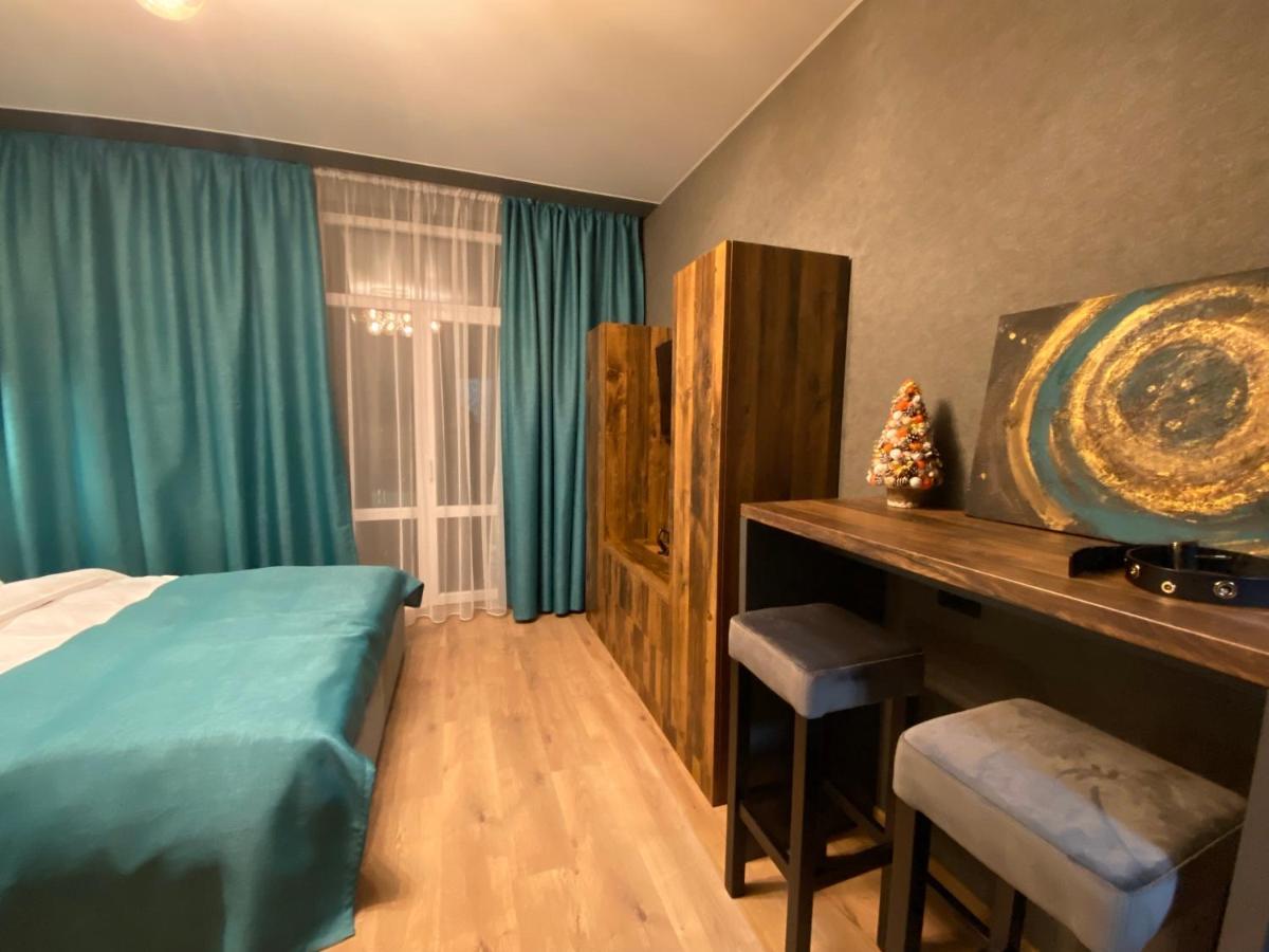 Apartments Lux In City Center Lemberg Exterior foto